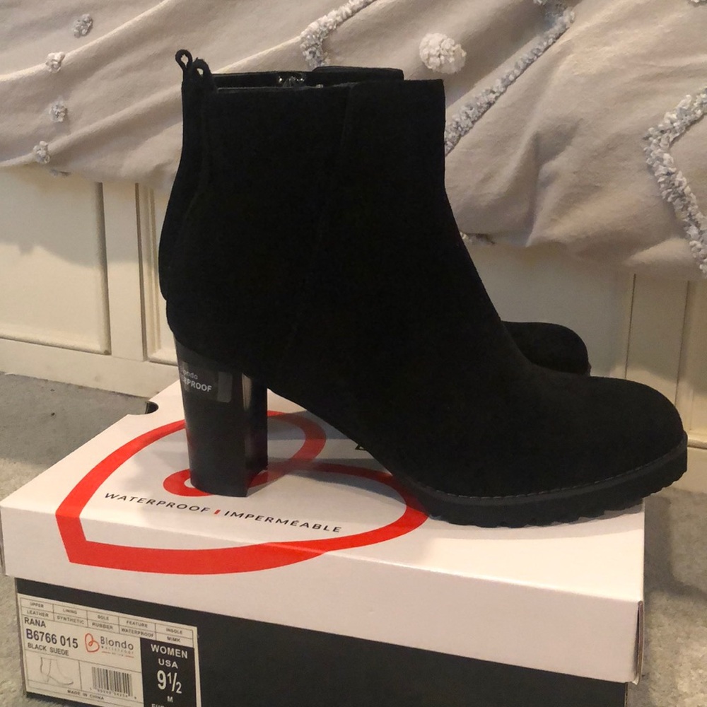 Never worn black heeled booties